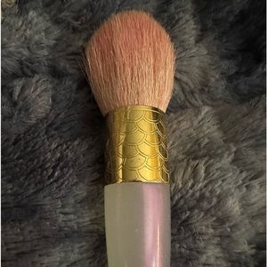 Like new Guerlain foundation brush in pink iridescent